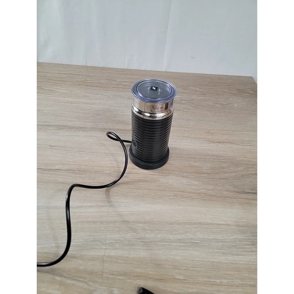 Nespresso Aeroccino 3 Electric Milk Frother Black Model 3594 450W Hot Cold Foam